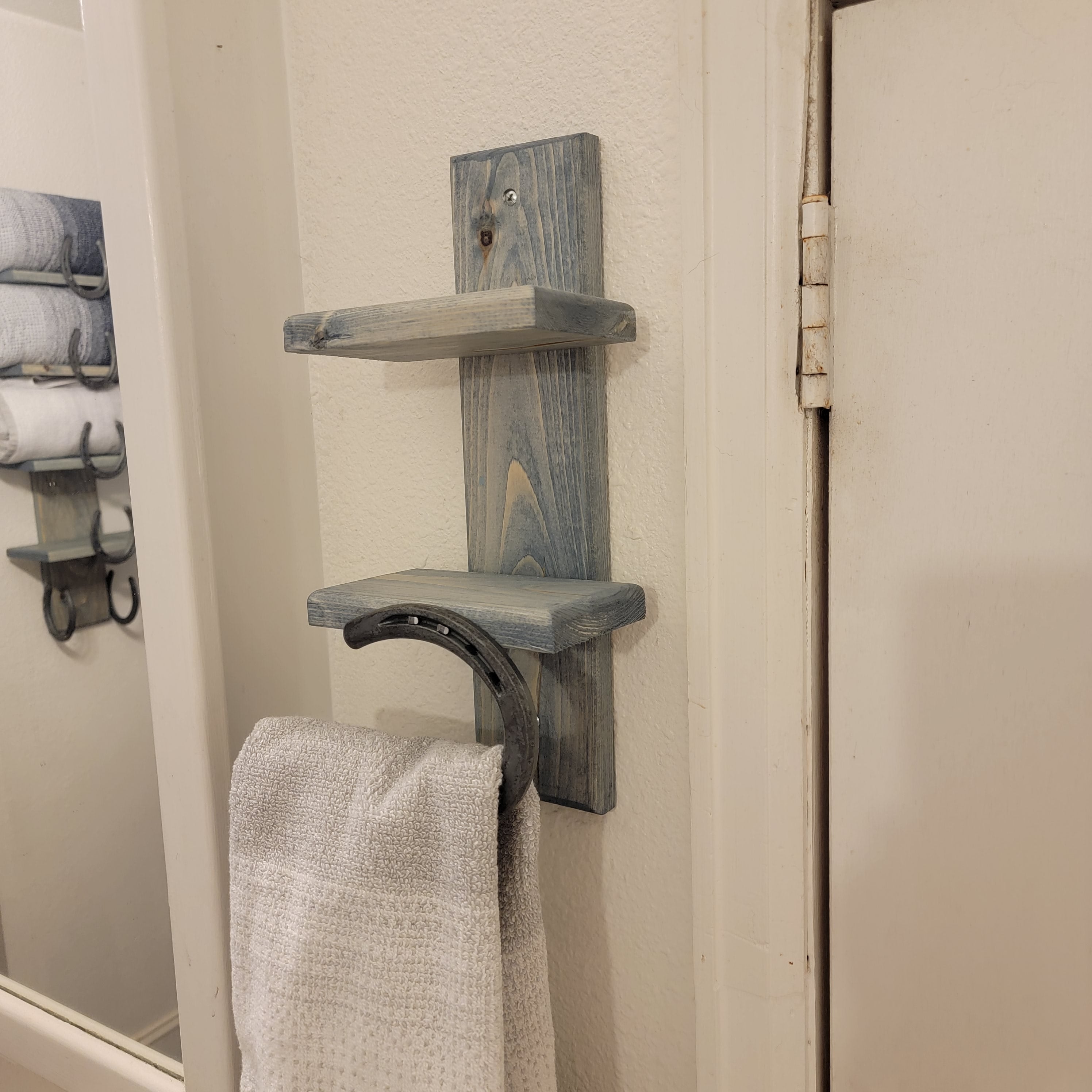 Hand towel discount bar with shelf