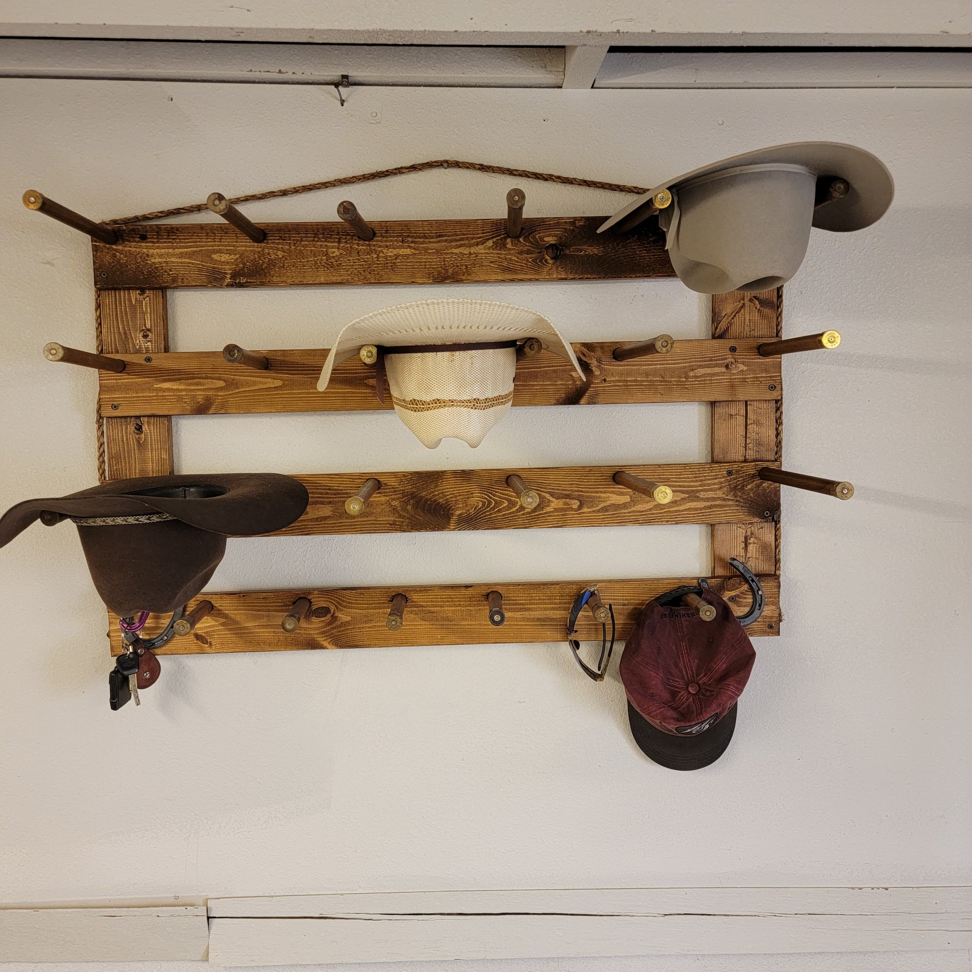 Rustic Reclaimed Wooden Wall Rack for Hats, Caps, & Coats